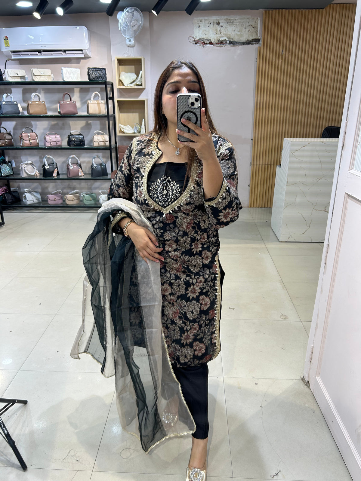 PARTY WEAR SUIT