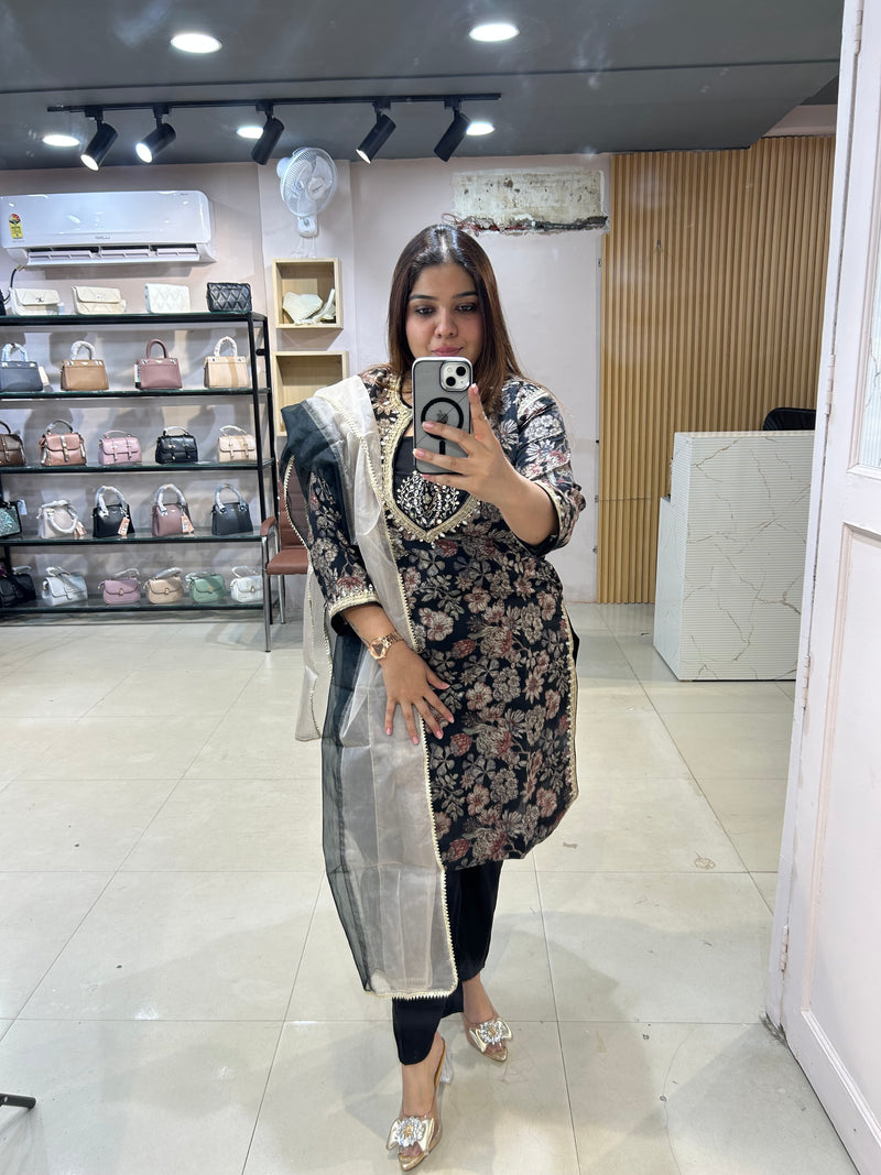 PARTY WEAR SUIT
