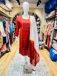WOMEN SUIT