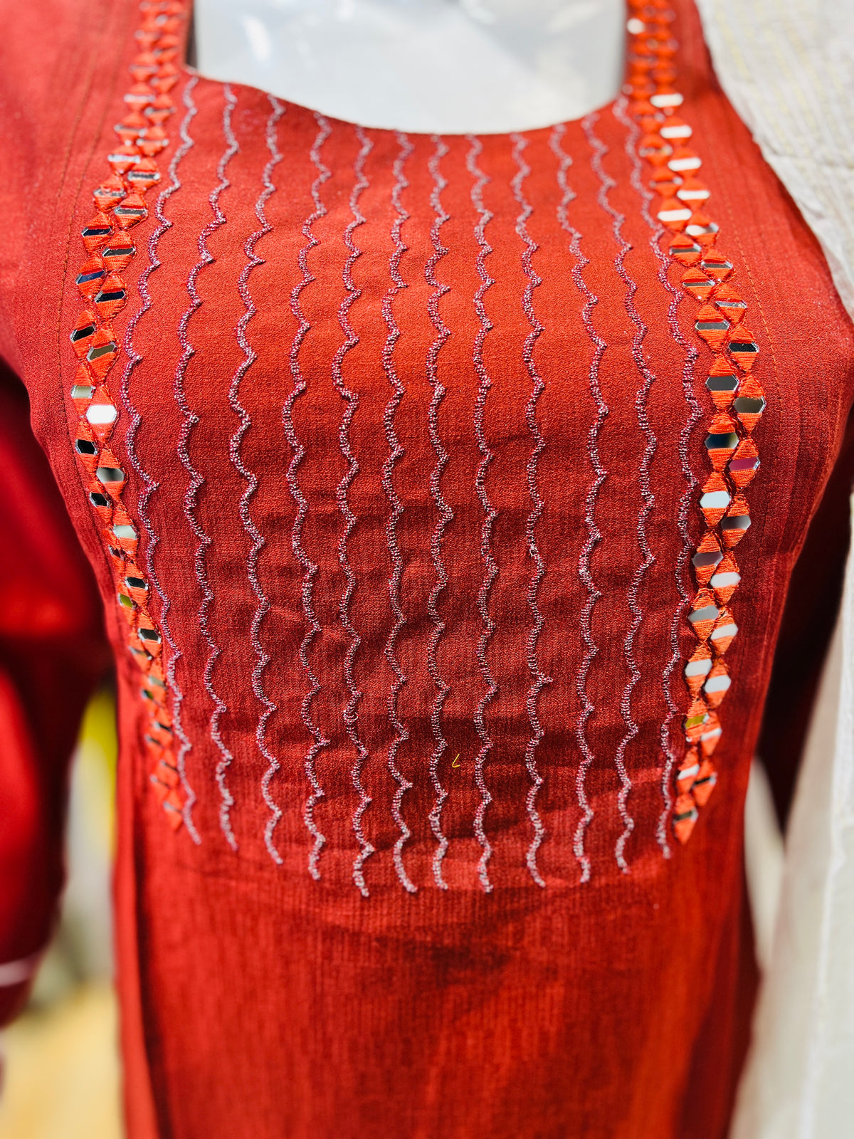 WOMEN SUIT