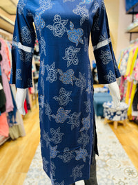 WOMEN SUIT