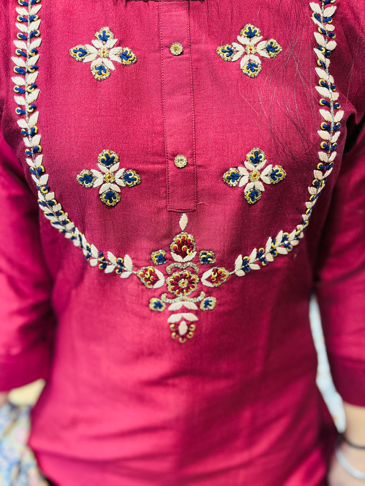 WOMEN SUIT