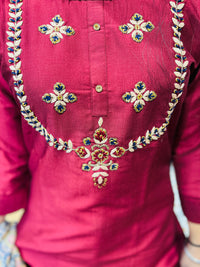 WOMEN SUIT