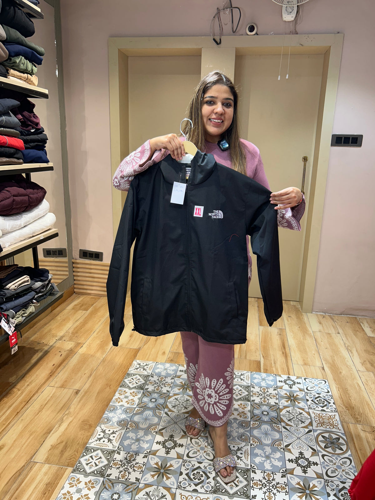 WOOLEN WIND CHEATERS