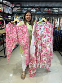 WOMEN SUIT