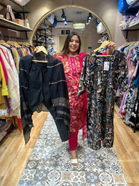 WOMEN SUIT
