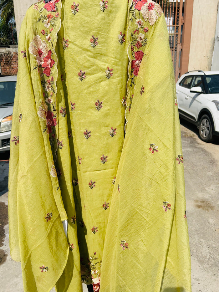 UNSTITCHED SUIT - BELLA