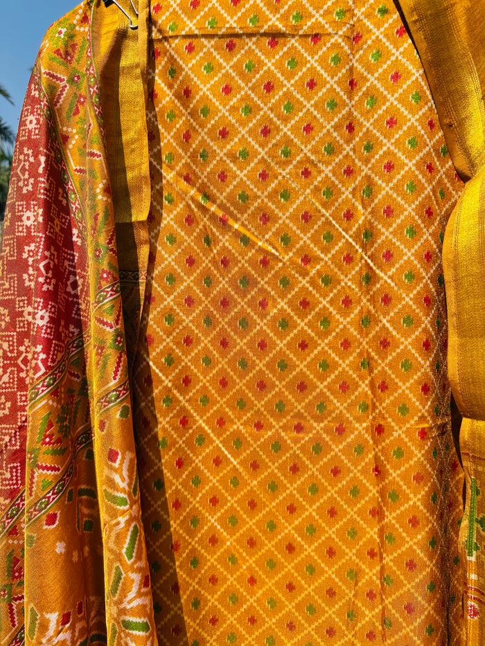 UNSTITCHED SUIT - EVE