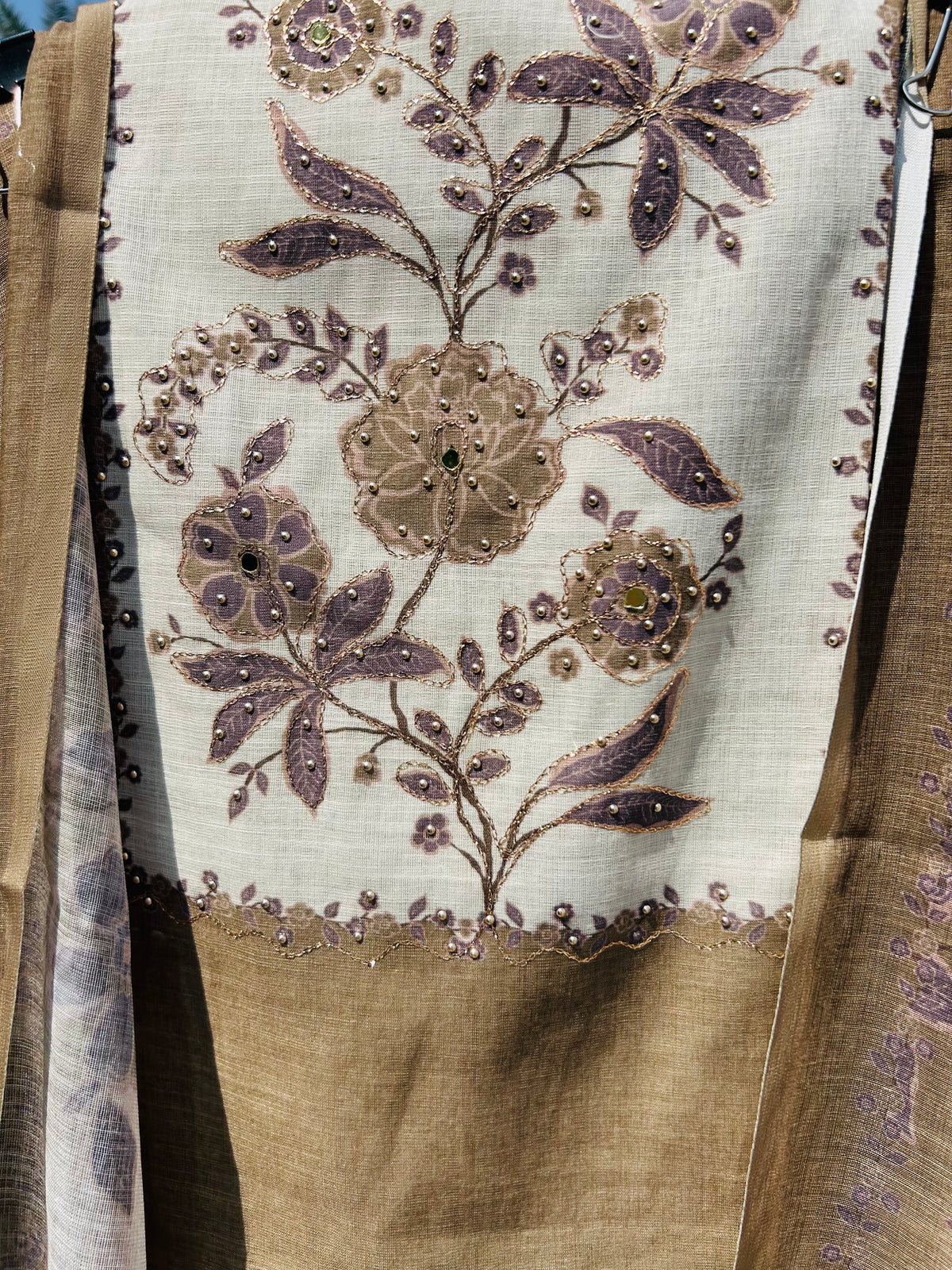 UNSTITCHED SUIT - AILA