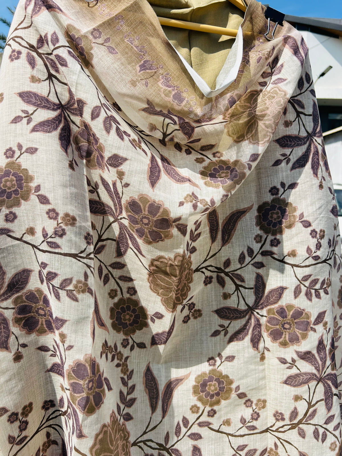UNSTITCHED SUIT - AILA