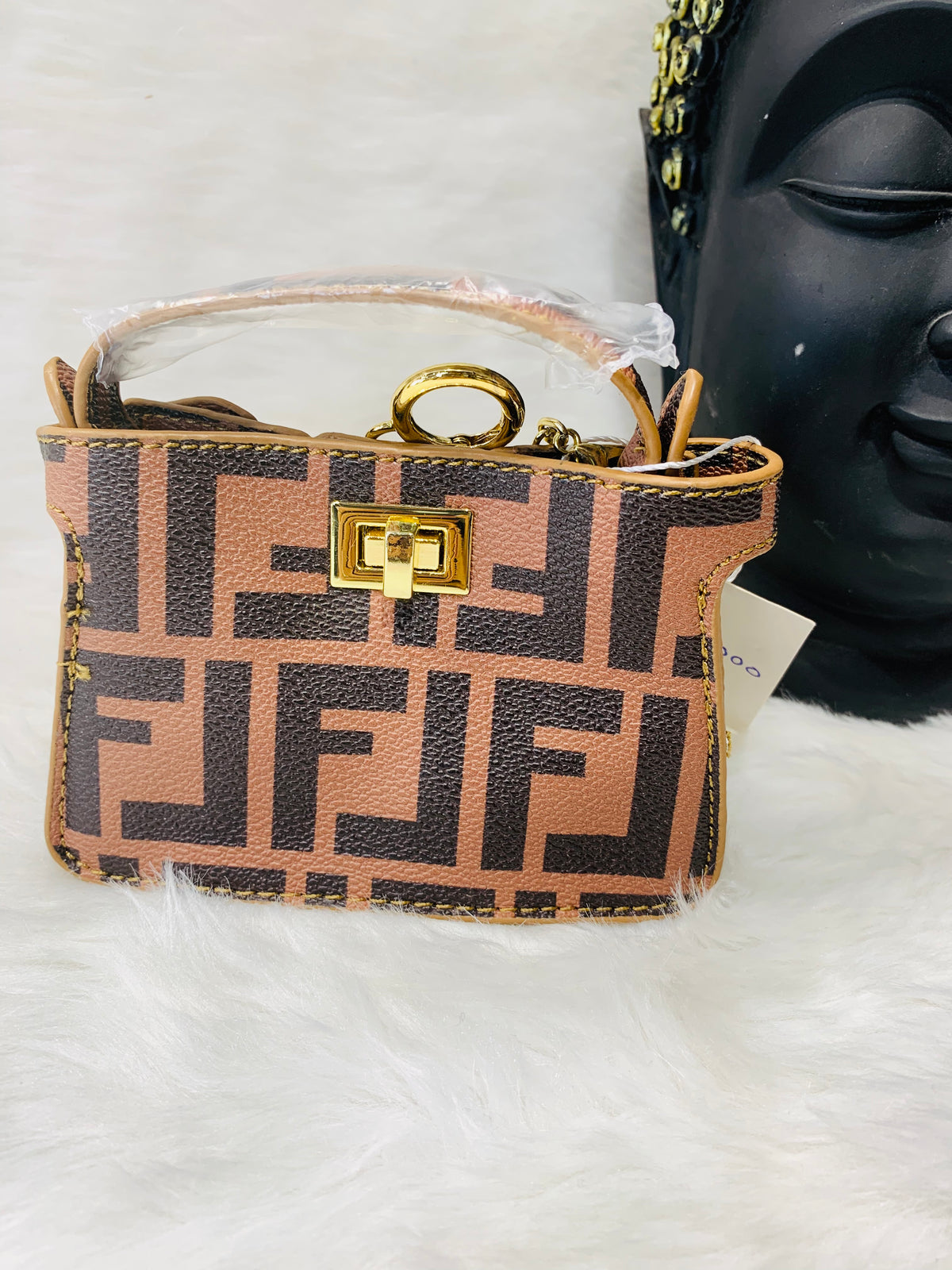 HANDBAG