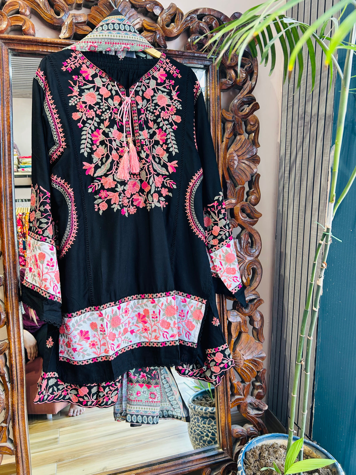 PARTY WEAR SUIT