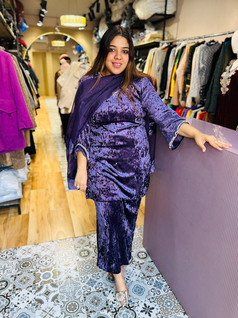 pakistani woolen suit