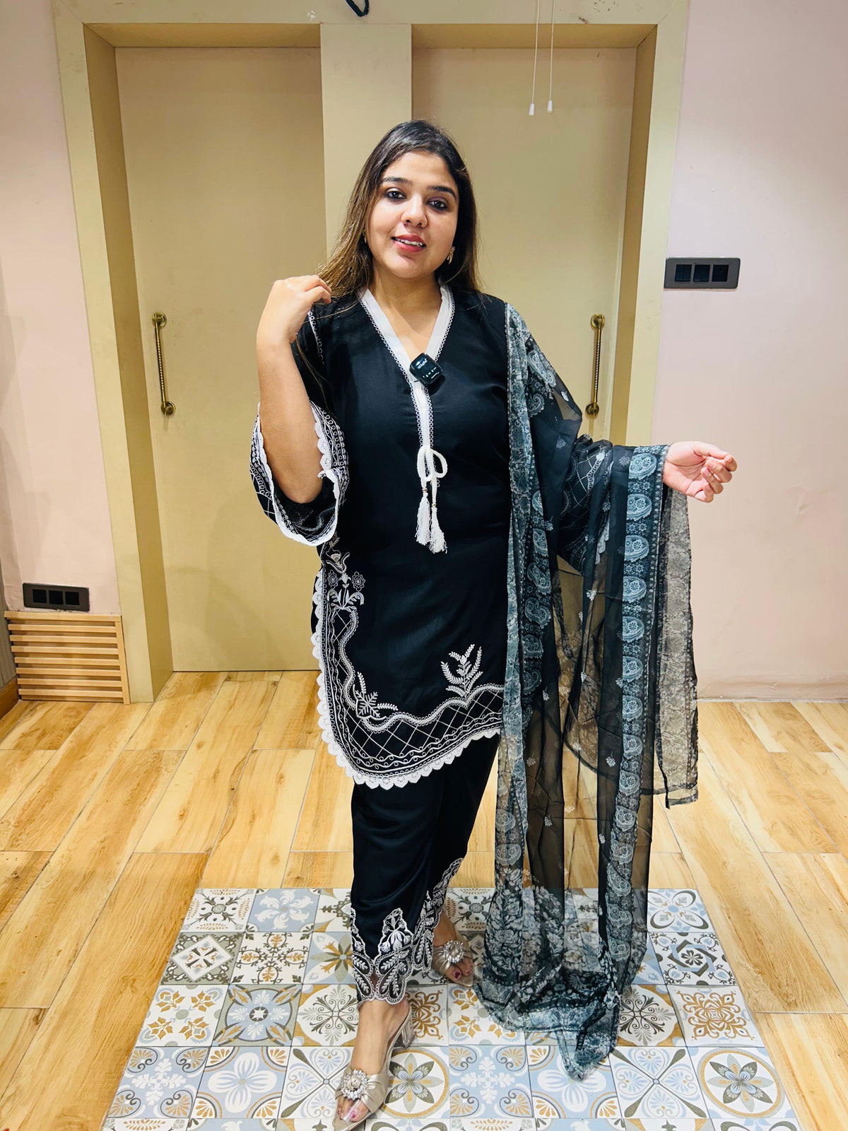 PARTY WEAR SUIT - VINA