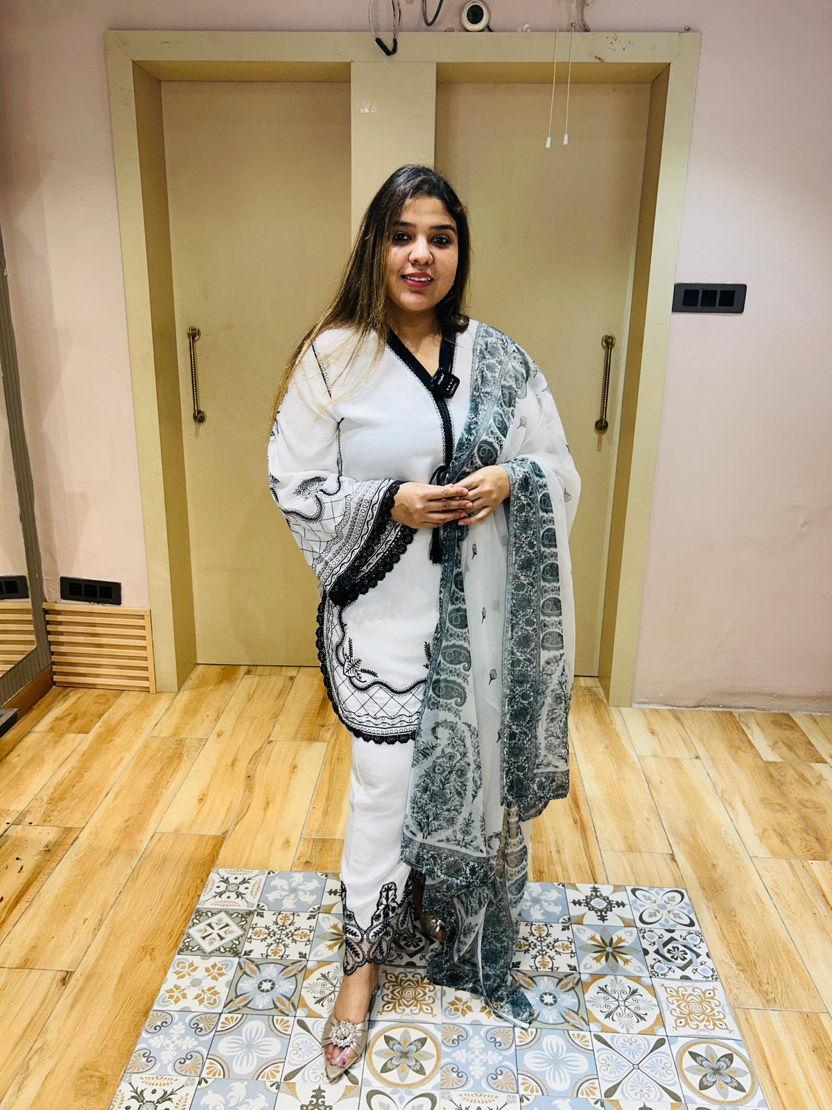 PARTY WEAR SUIT - VINA