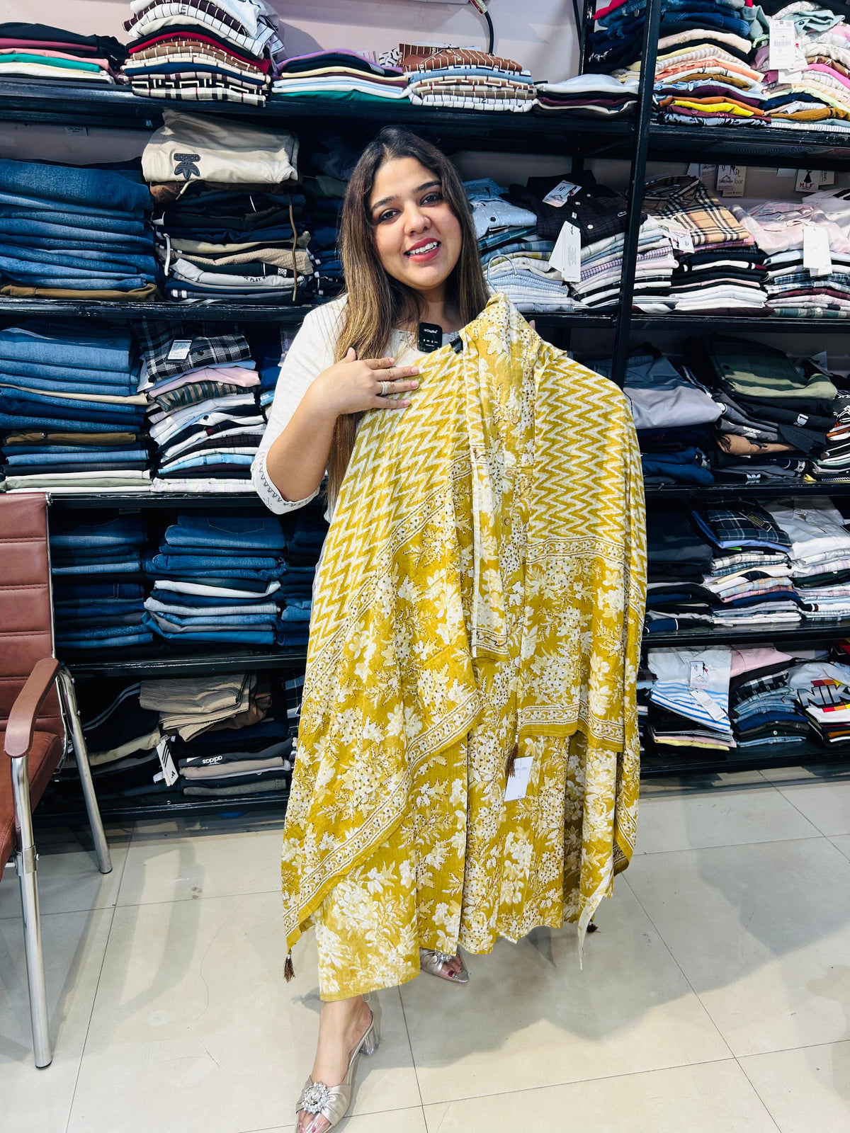 UNSTITCHED SUIT - RIYA