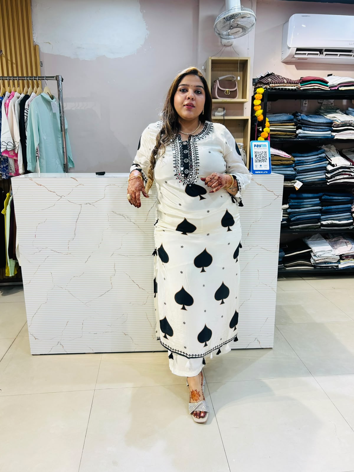 PARTY WEAR SUIT